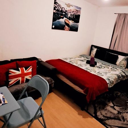 Merciful King Room, In Zone 2-3 Londra Exterior foto